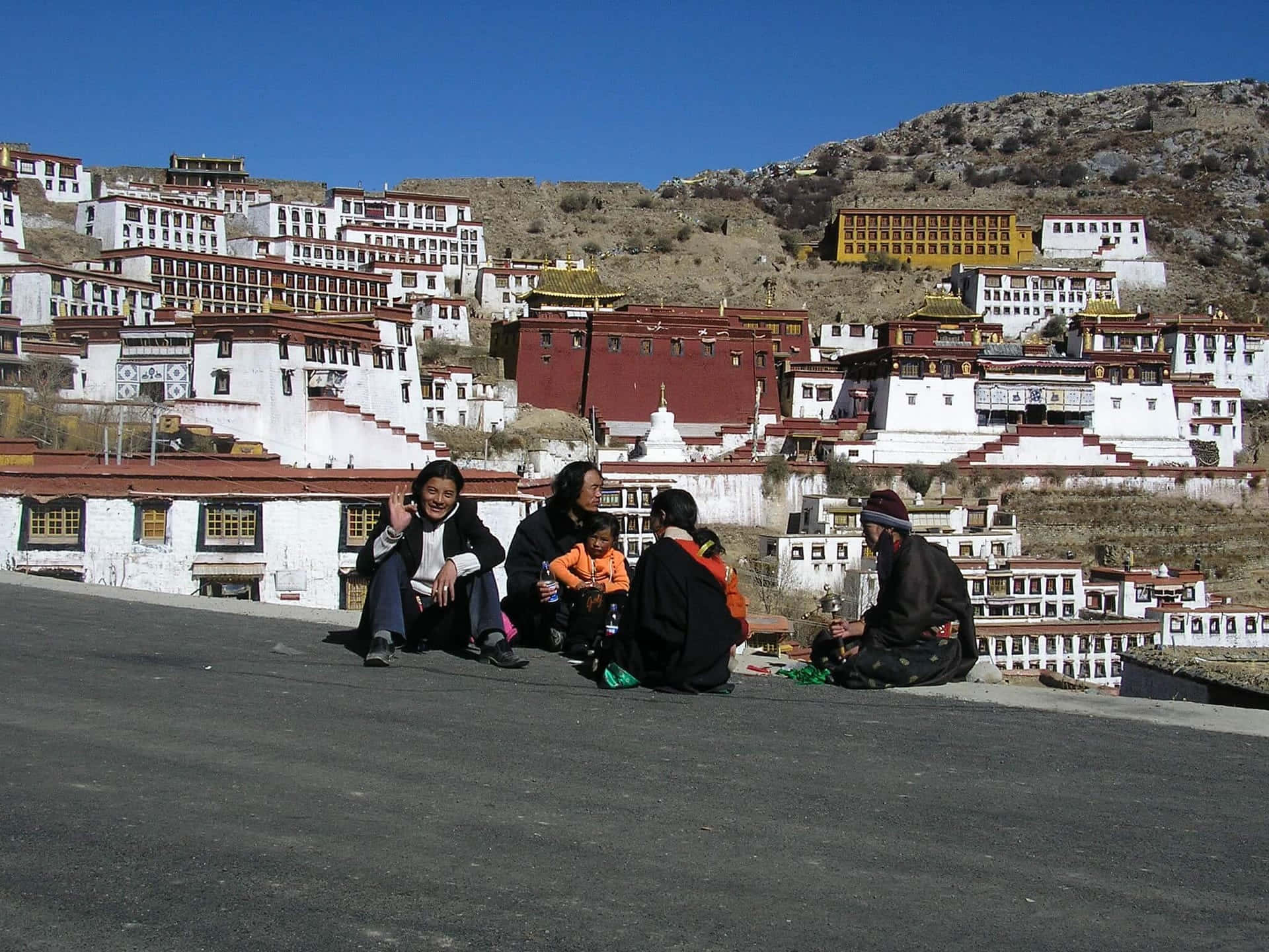 Visit To Ganden Monastery In Lhasa Wallpaper