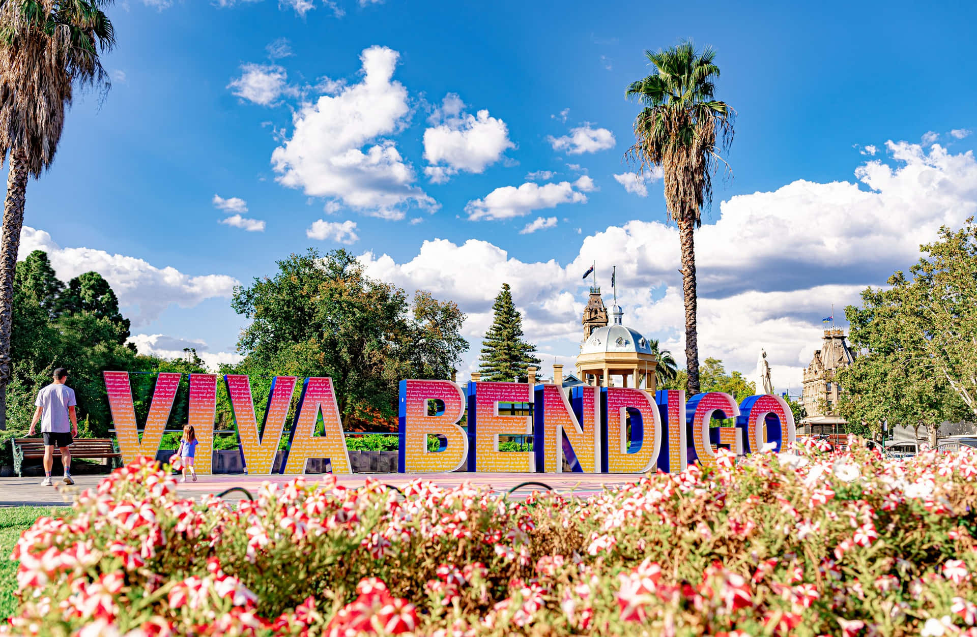 Viva Bendigo Sign Park View Wallpaper