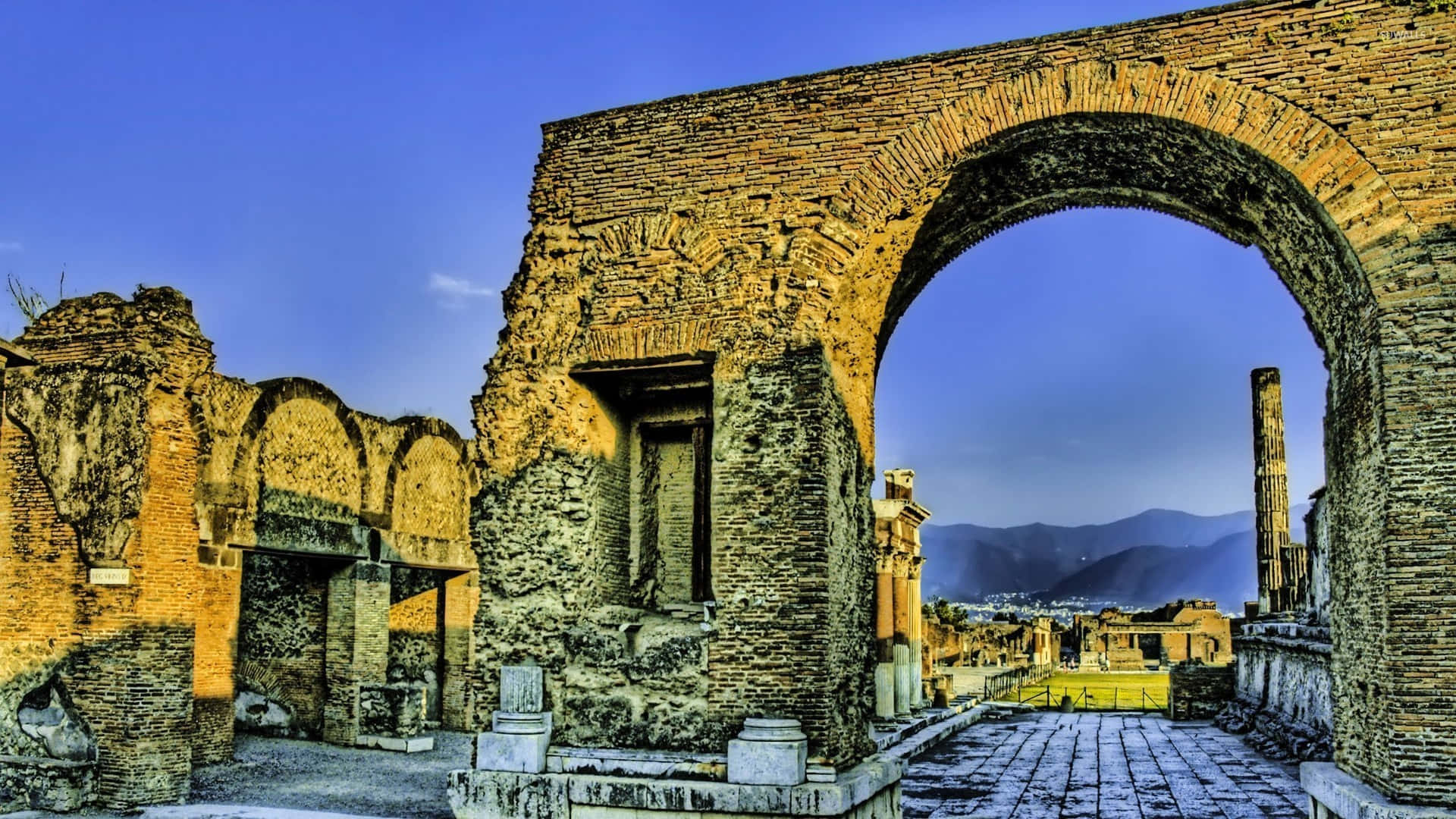 Vivid Pompeii Arch Wide Ange Shot Picture