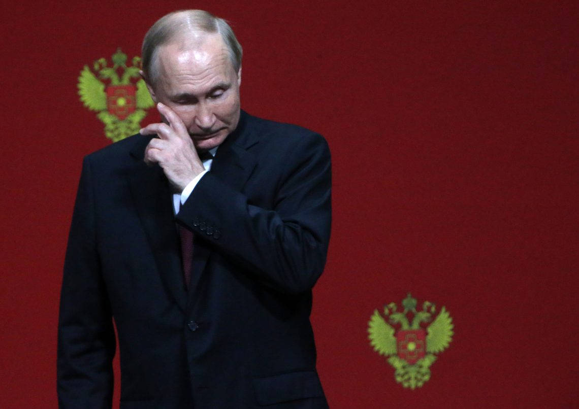Vladimir Putin Wipes Tear Wallpaper