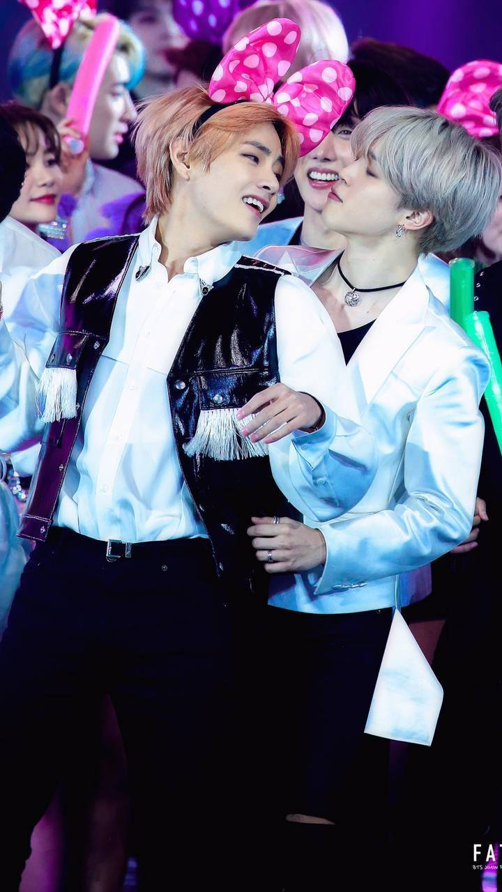 Vmin Almost Kissing Background