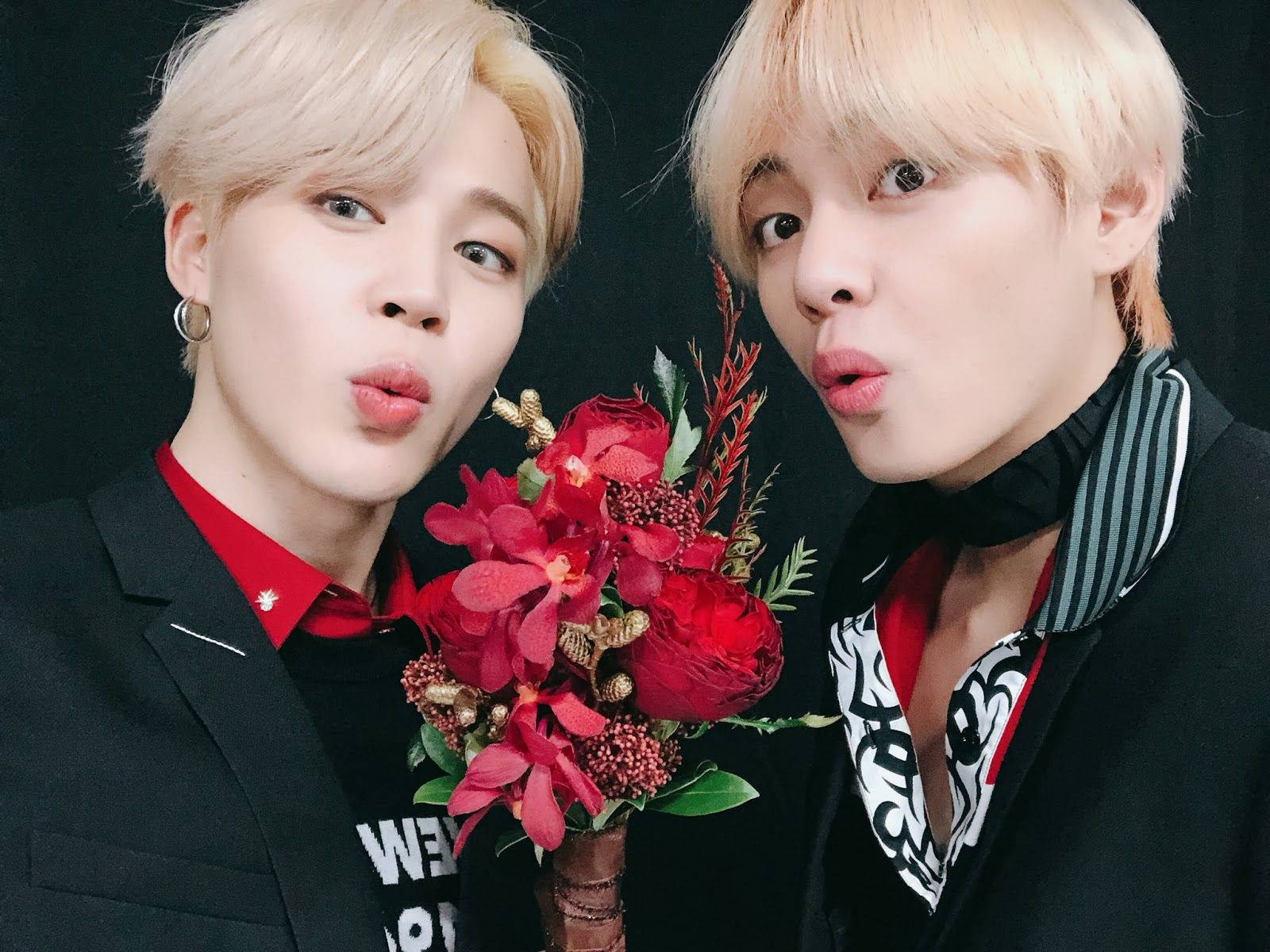 Vmin Black And Red Background