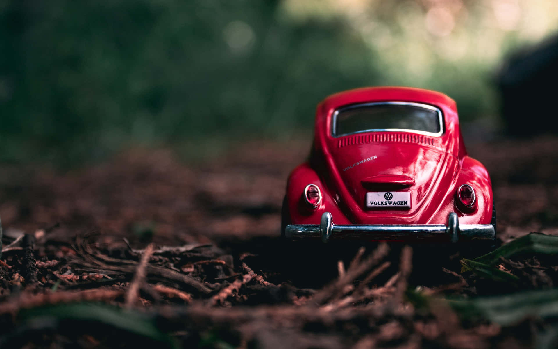 Volkswagen Beetle Compact Vintage Toy Car Wallpaper