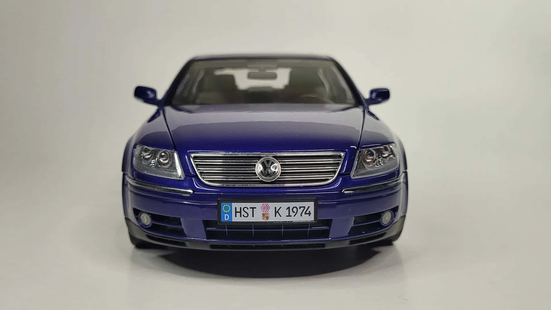 Vue De Face De La Volkswagen Phaeton Fond d'écran