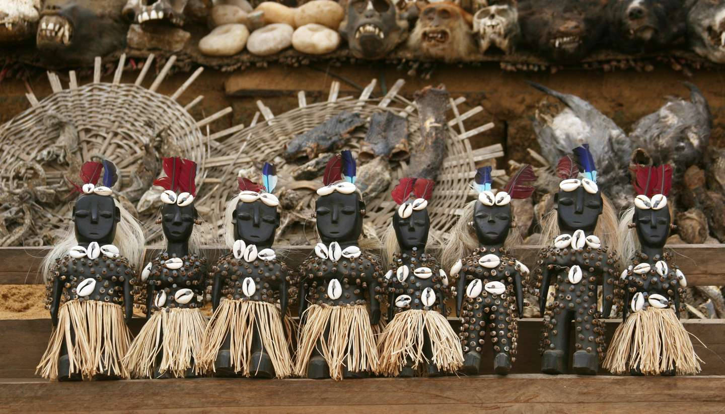 Voodoo Dolls Togo Wallpaper
