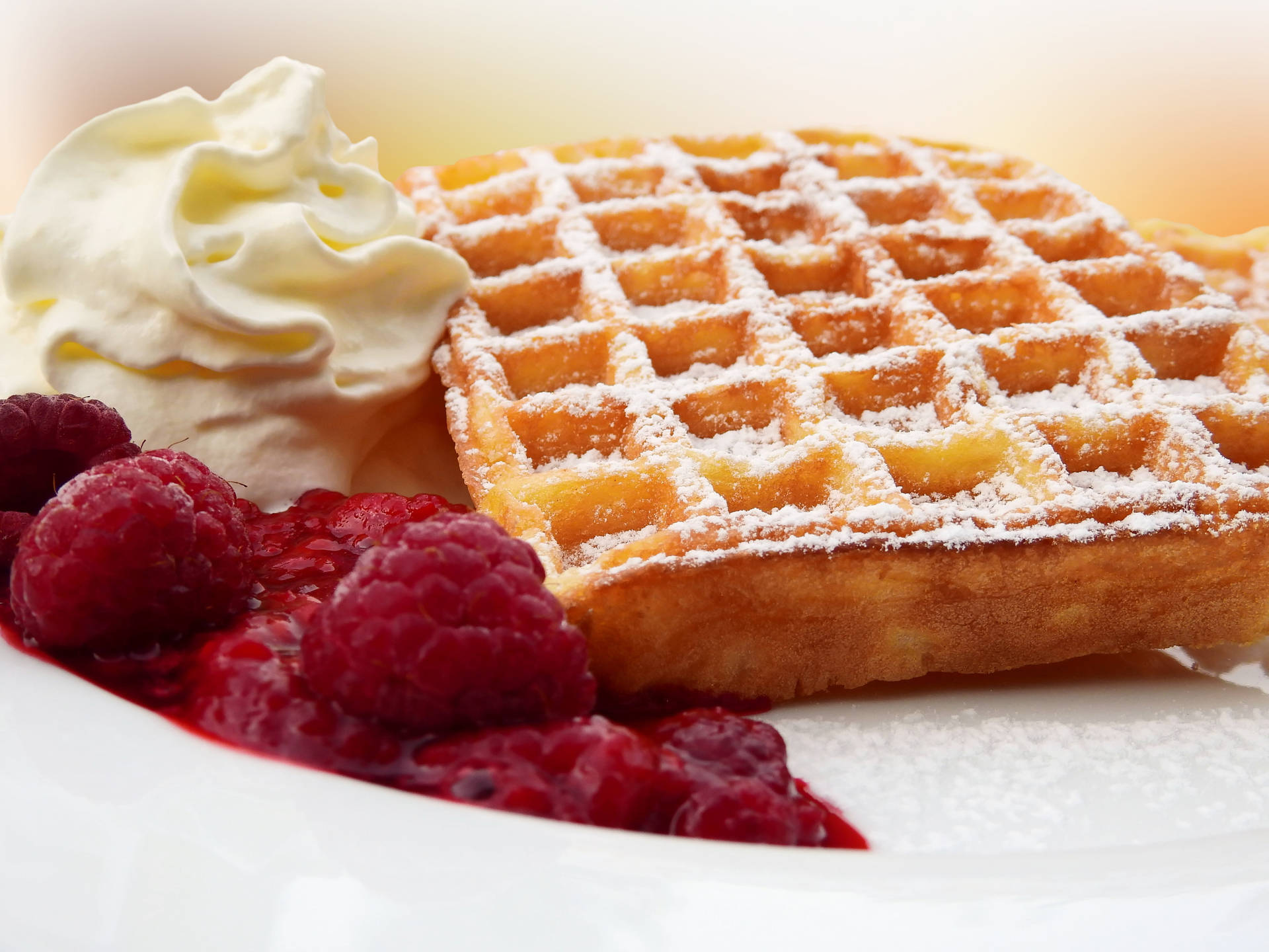 Waffle Raspberries Cream Wallpaper