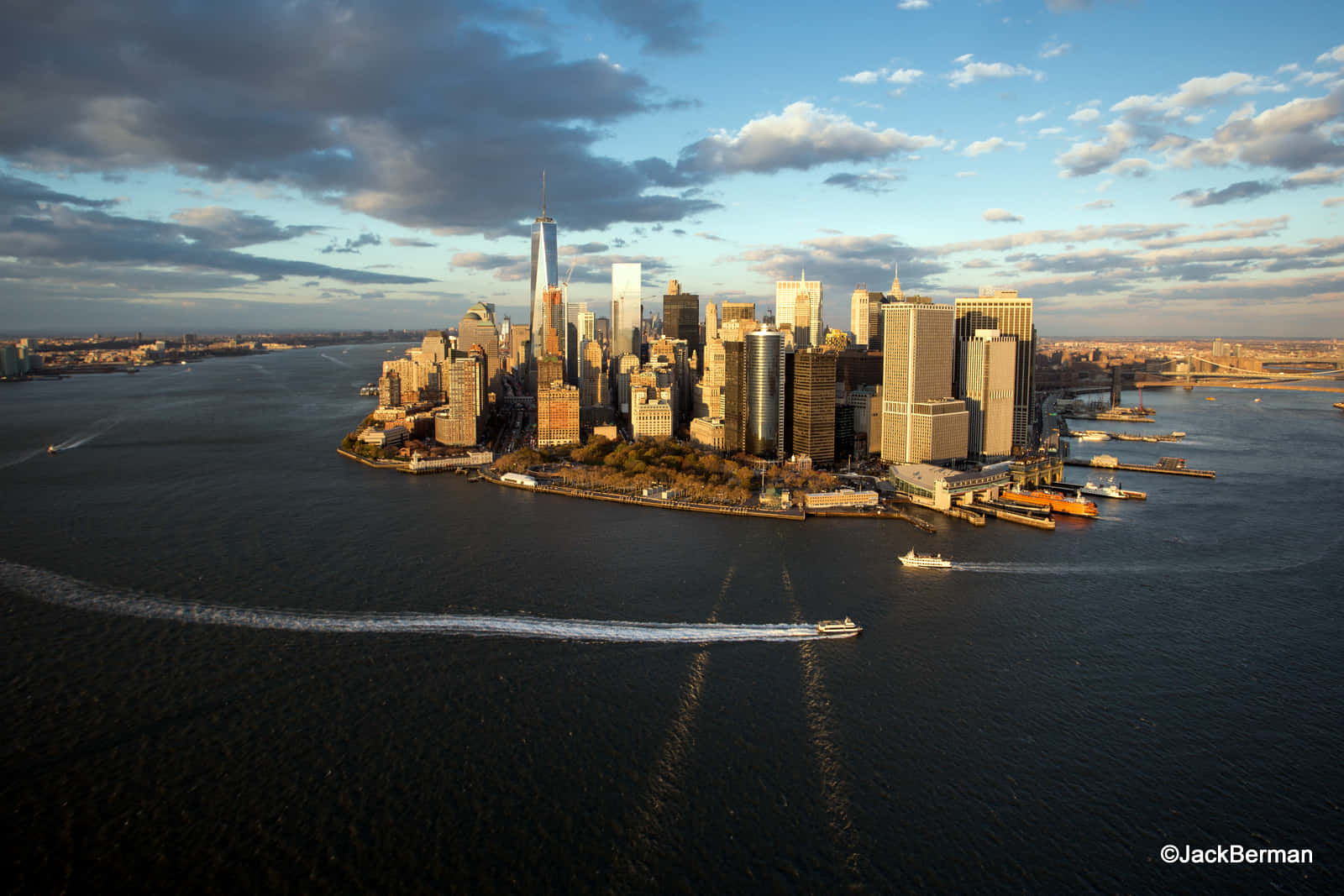 Den ikoniske Wall Street skylinjen i New York City. Wallpaper