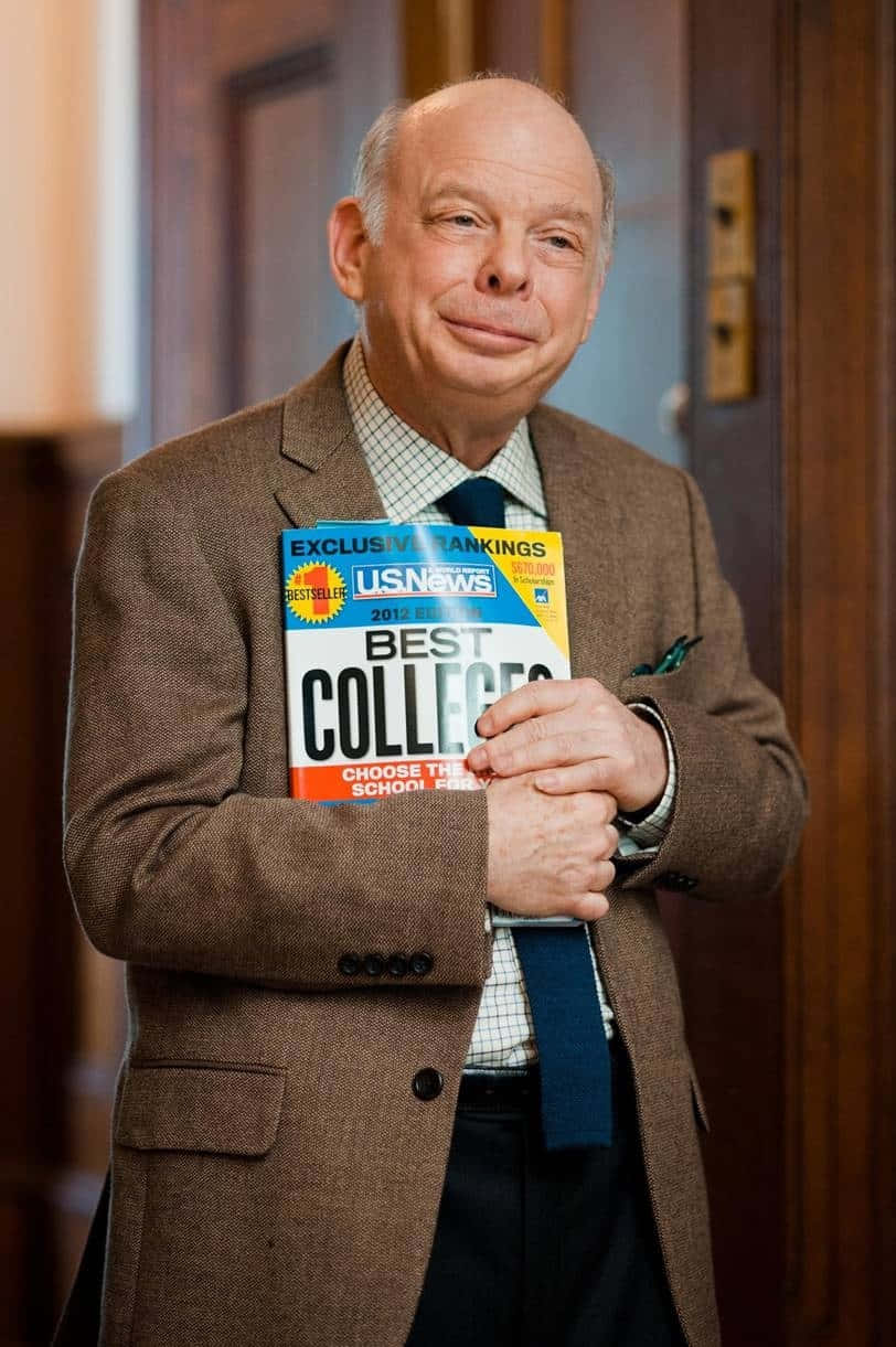 American actor Wallace Shawn posing for a photoshoot. Wallpaper