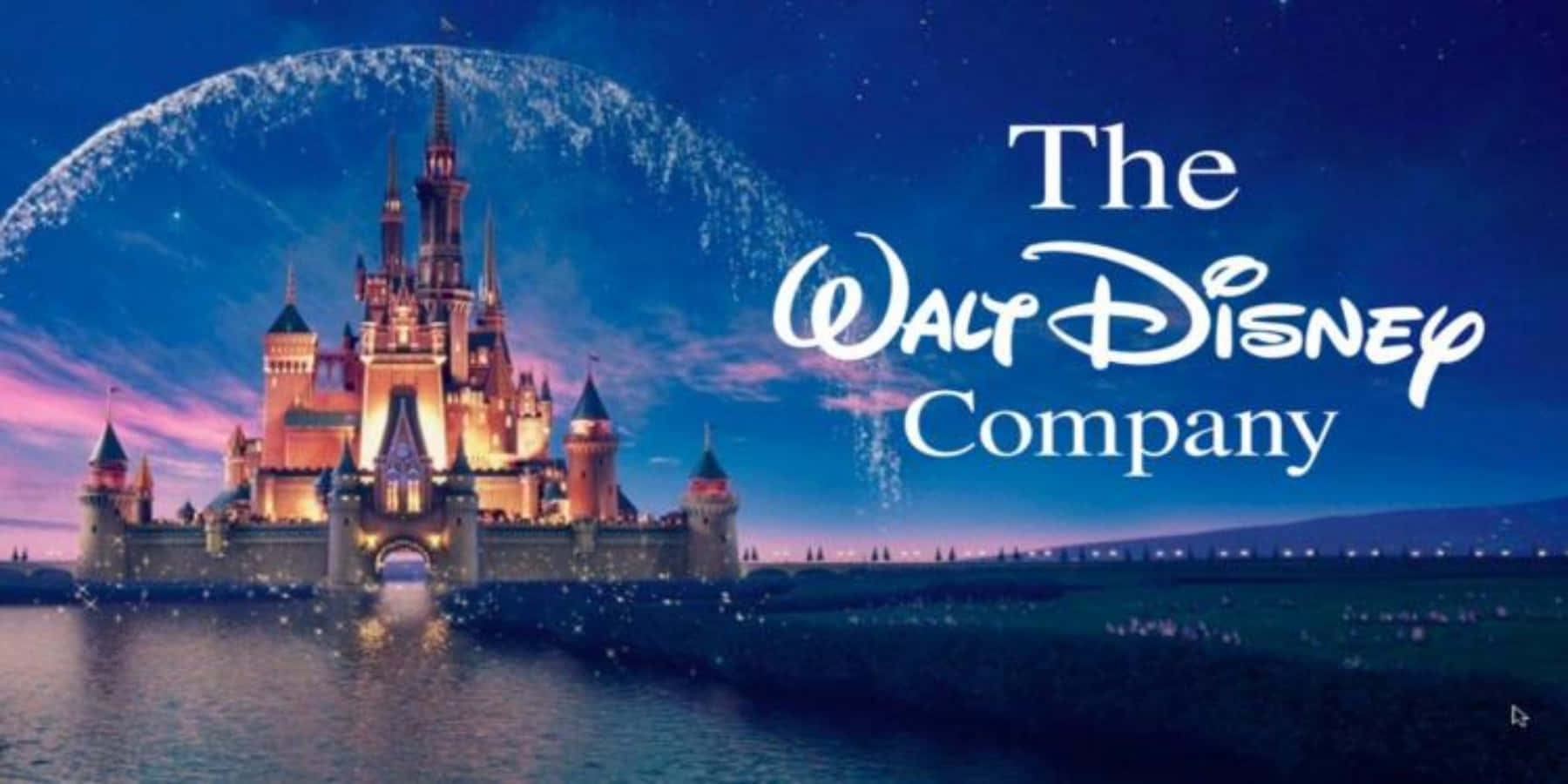Tapet af Disney-selskabet - Giv dit skrivebord en magisk oplevelse med dette tapet af Disney-selskabet.