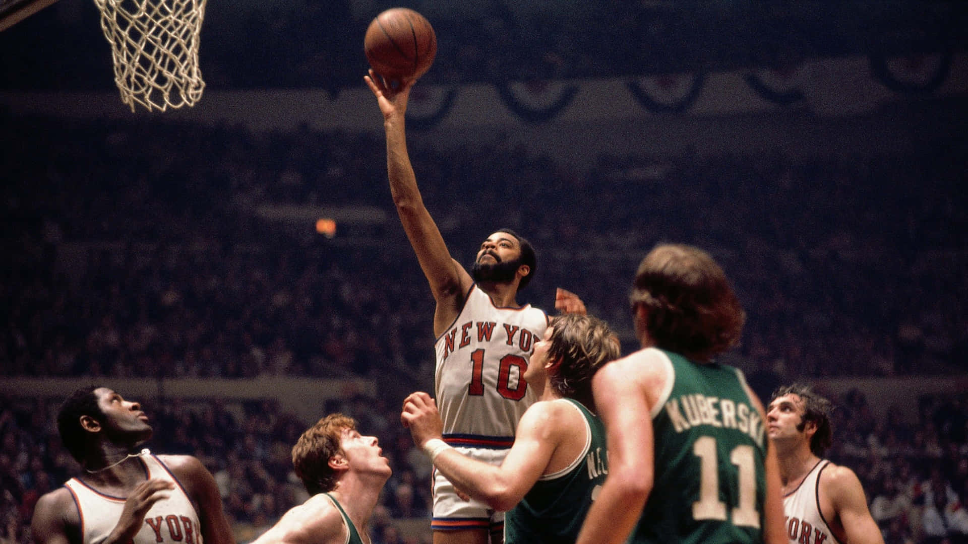 Waltfrazier New York Knicks Gegen Boston Celtics. Wallpaper