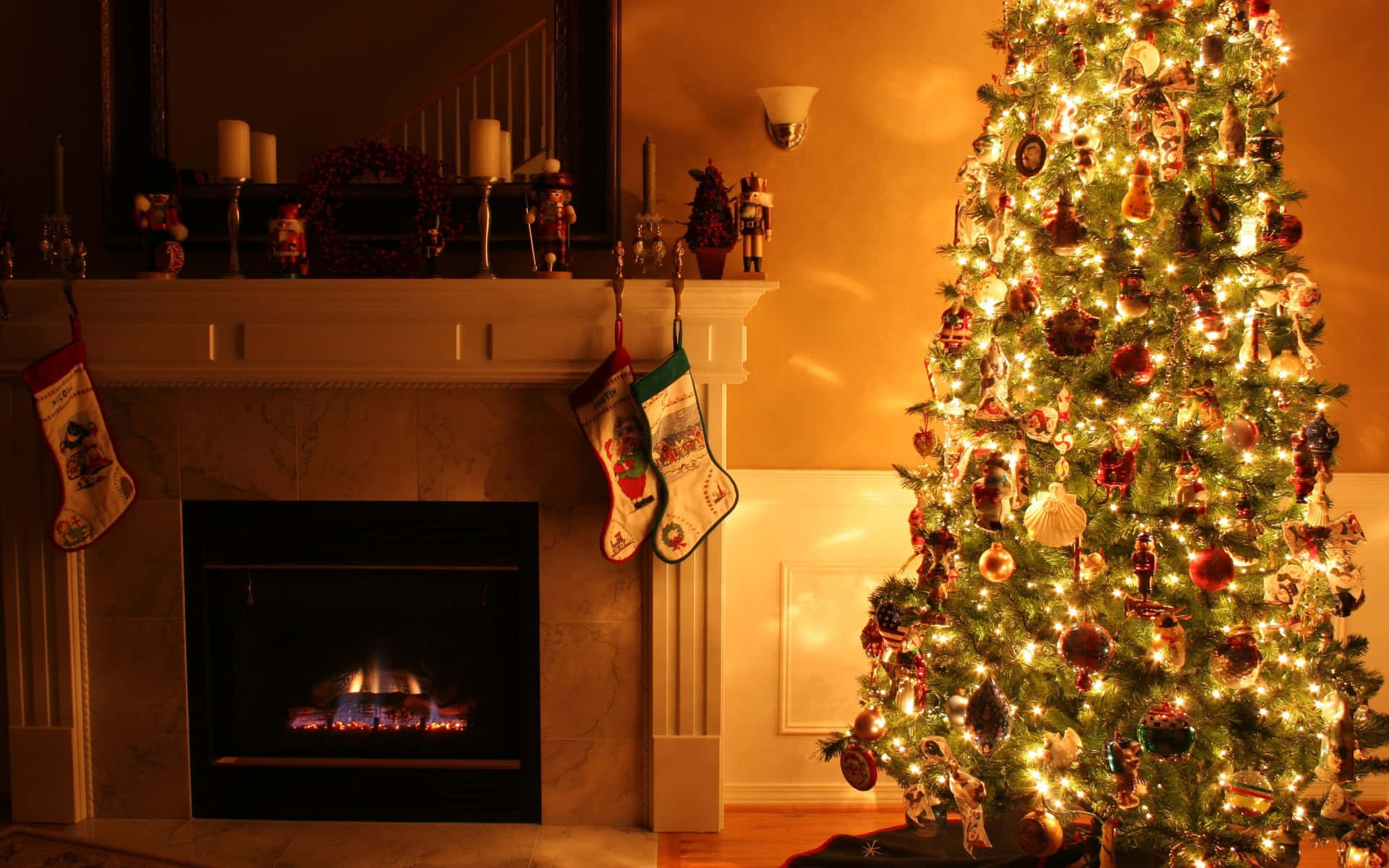 Warm Christmas Fireplaceand Tree Wallpaper