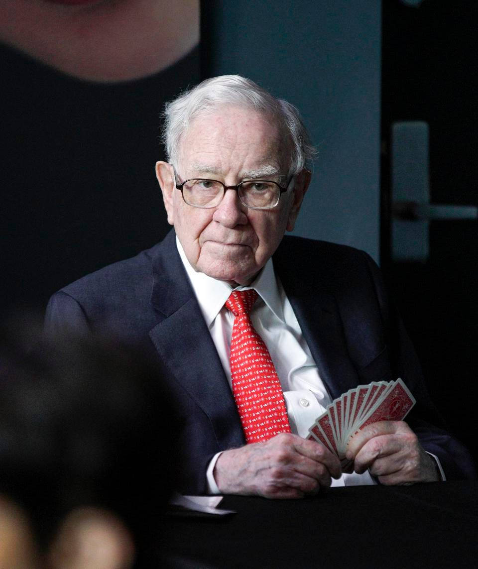 Warren Buffett Playing Cards Photography Wallpaper
