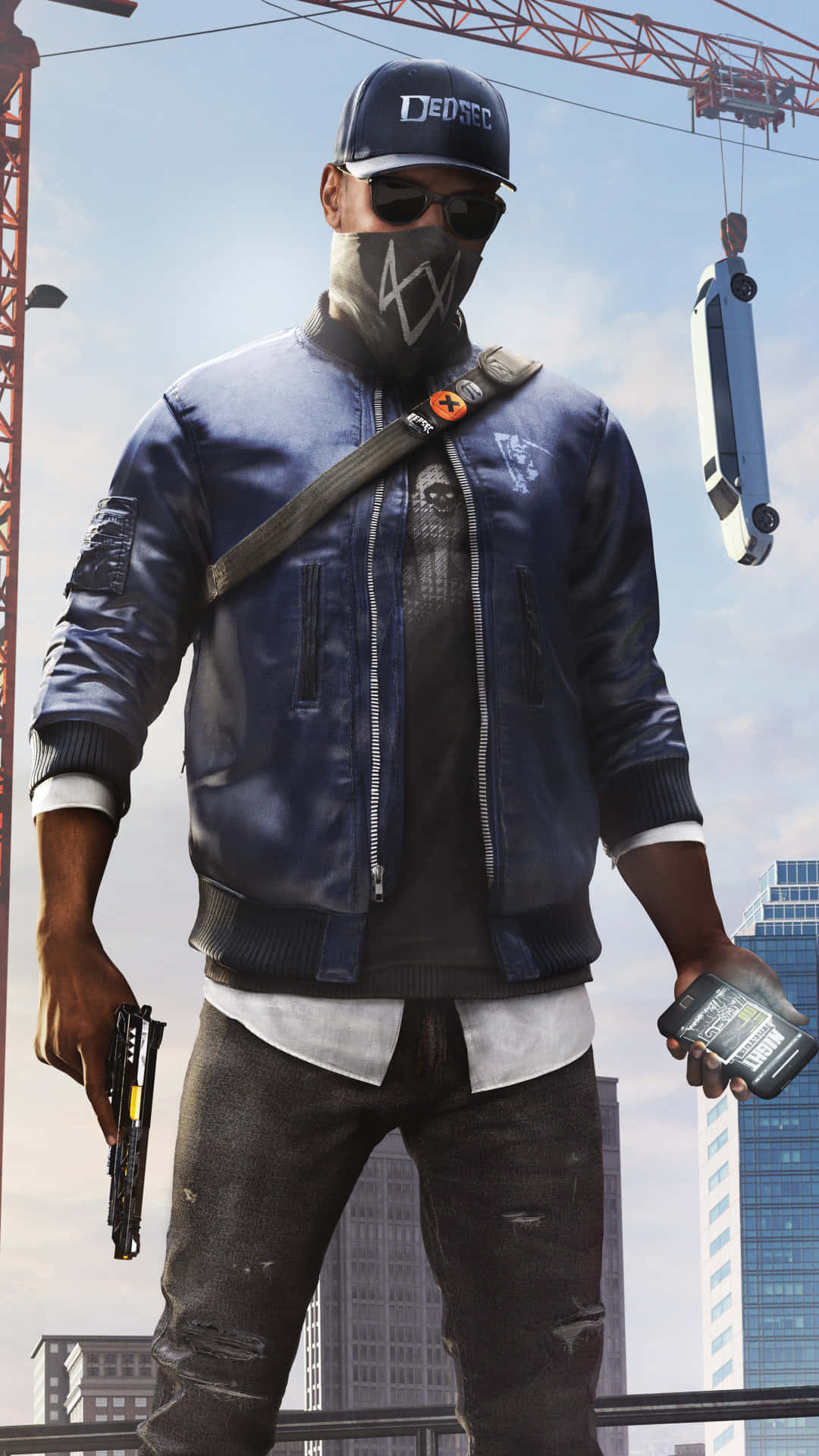En mand med et gevær og en jakke, står foran et byggeprojekt. Wallpaper