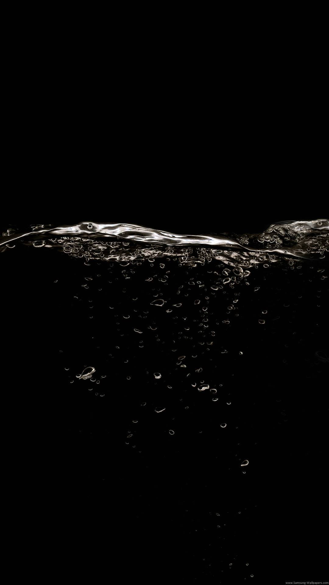 Water Moving On A Blank Black Wallpaper