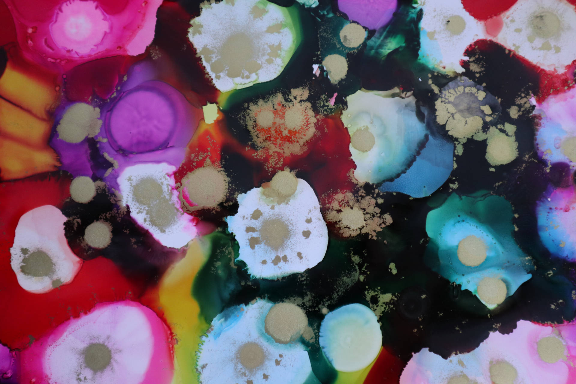 Watercolor Splashes Multicolored Wallpaper