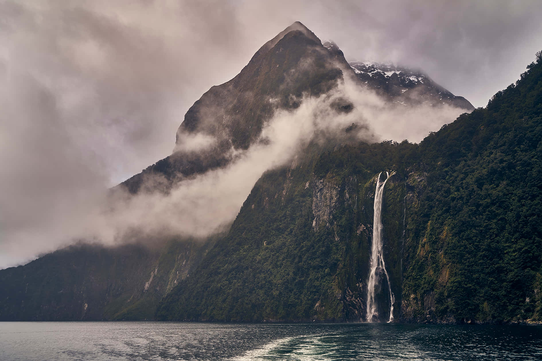 Waterfall Cascading Milford Sound Wallpaper