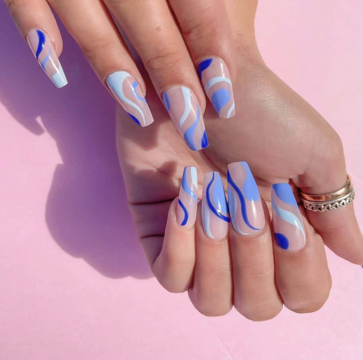 Wavy Nails Pictures