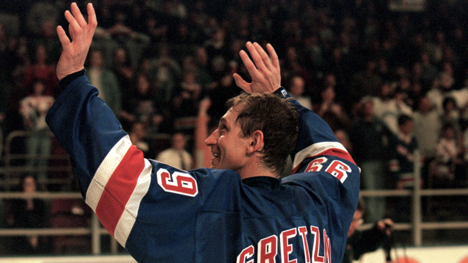 Wayne Gretzky Of New York Rangers Wallpaper