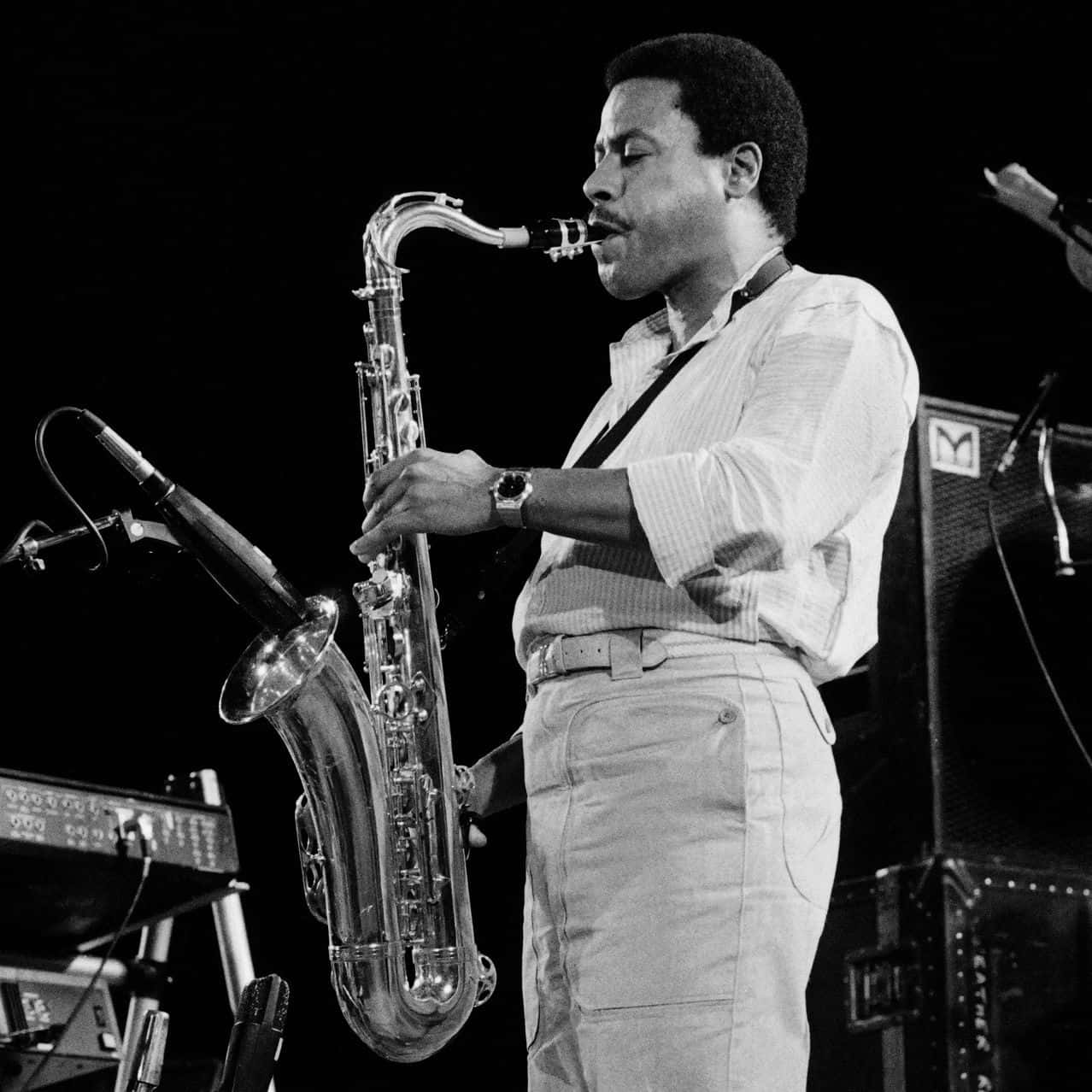 Wayne Shorter performing live on stage Wallpaper