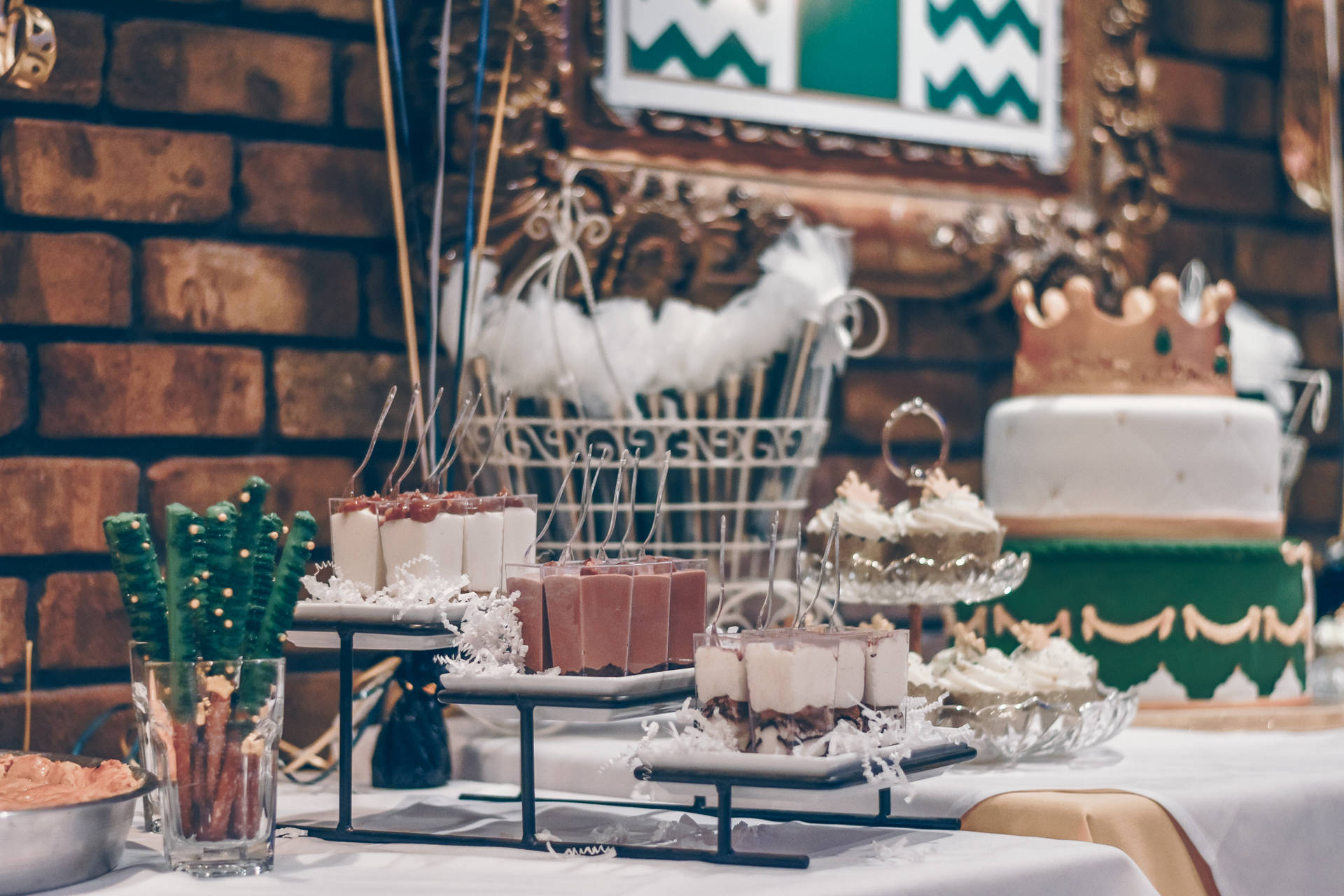 Wedding Aesthetic Desserts Table Background