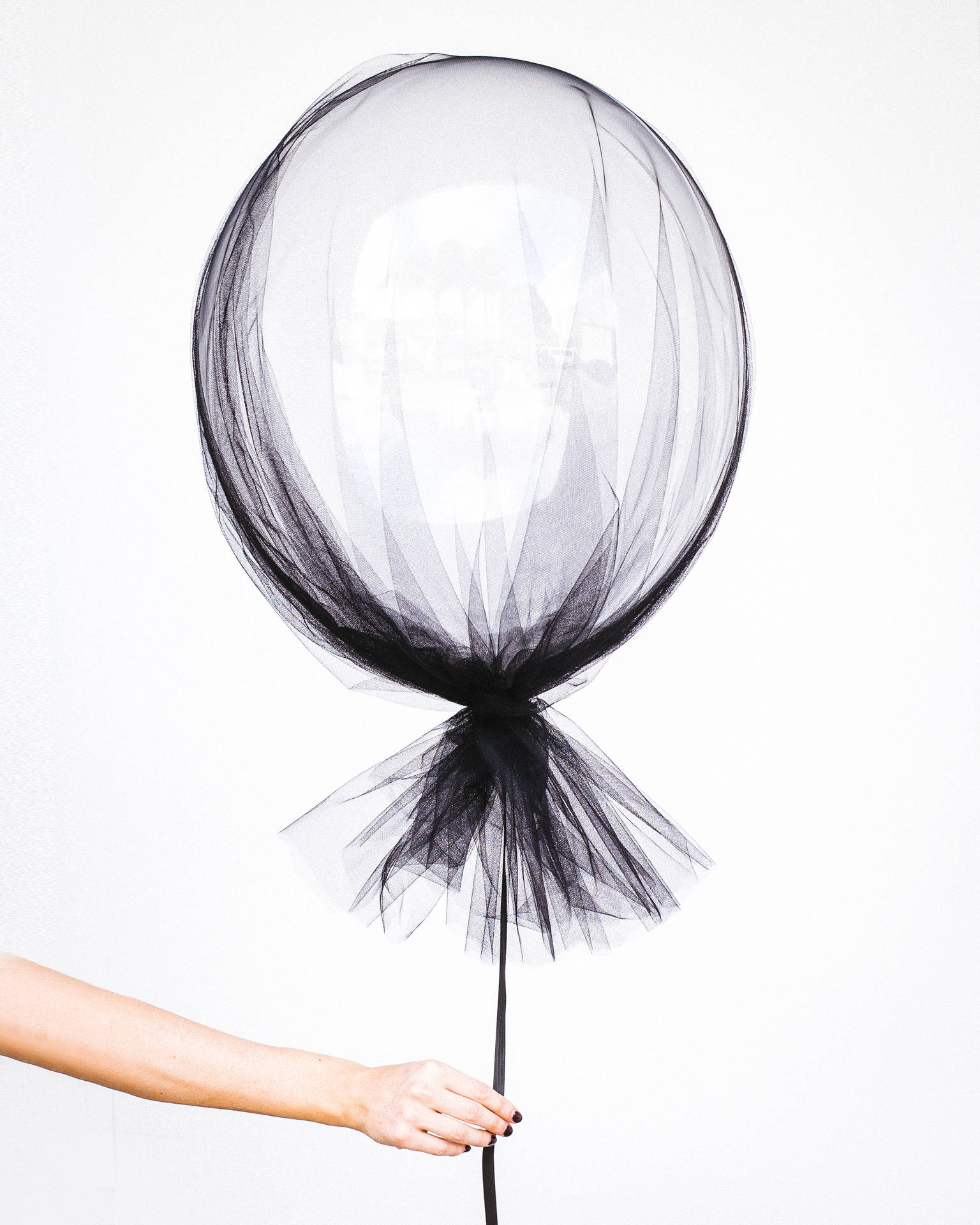 Elegance In The Air - Tulle Wrapped Wedding Balloon Wallpaper