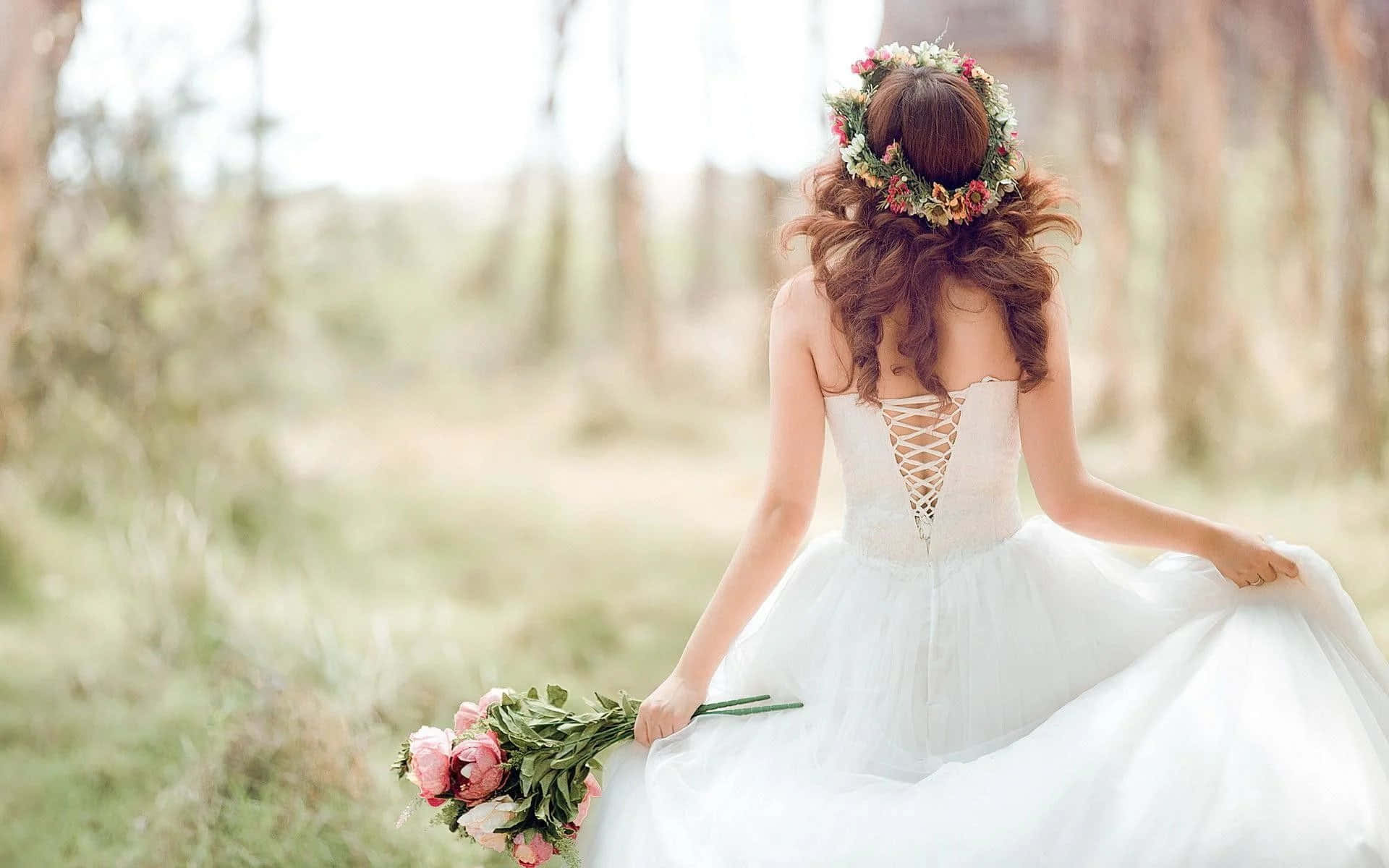 Elegant Bride in a Beautiful Wedding Gown