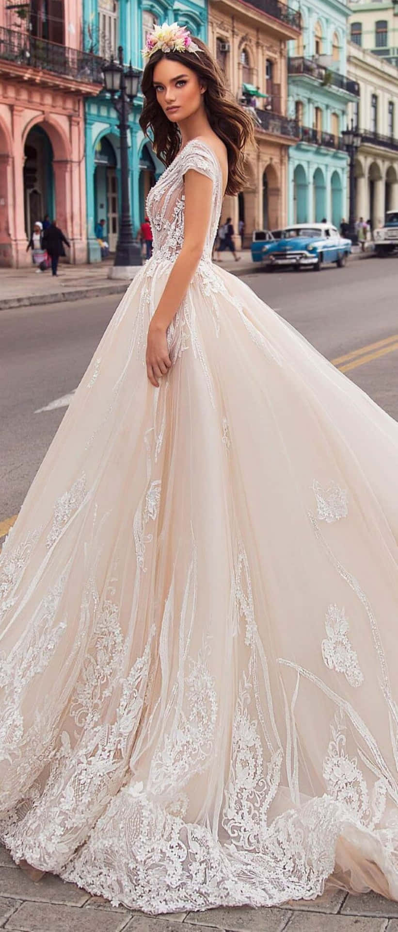 Elegant bride in a stunning wedding gown