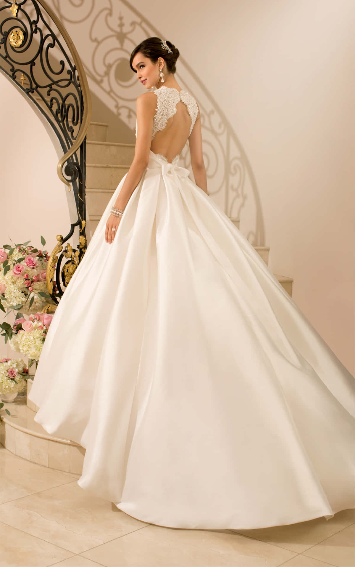 Beautiful wedding gown fit for a princess.