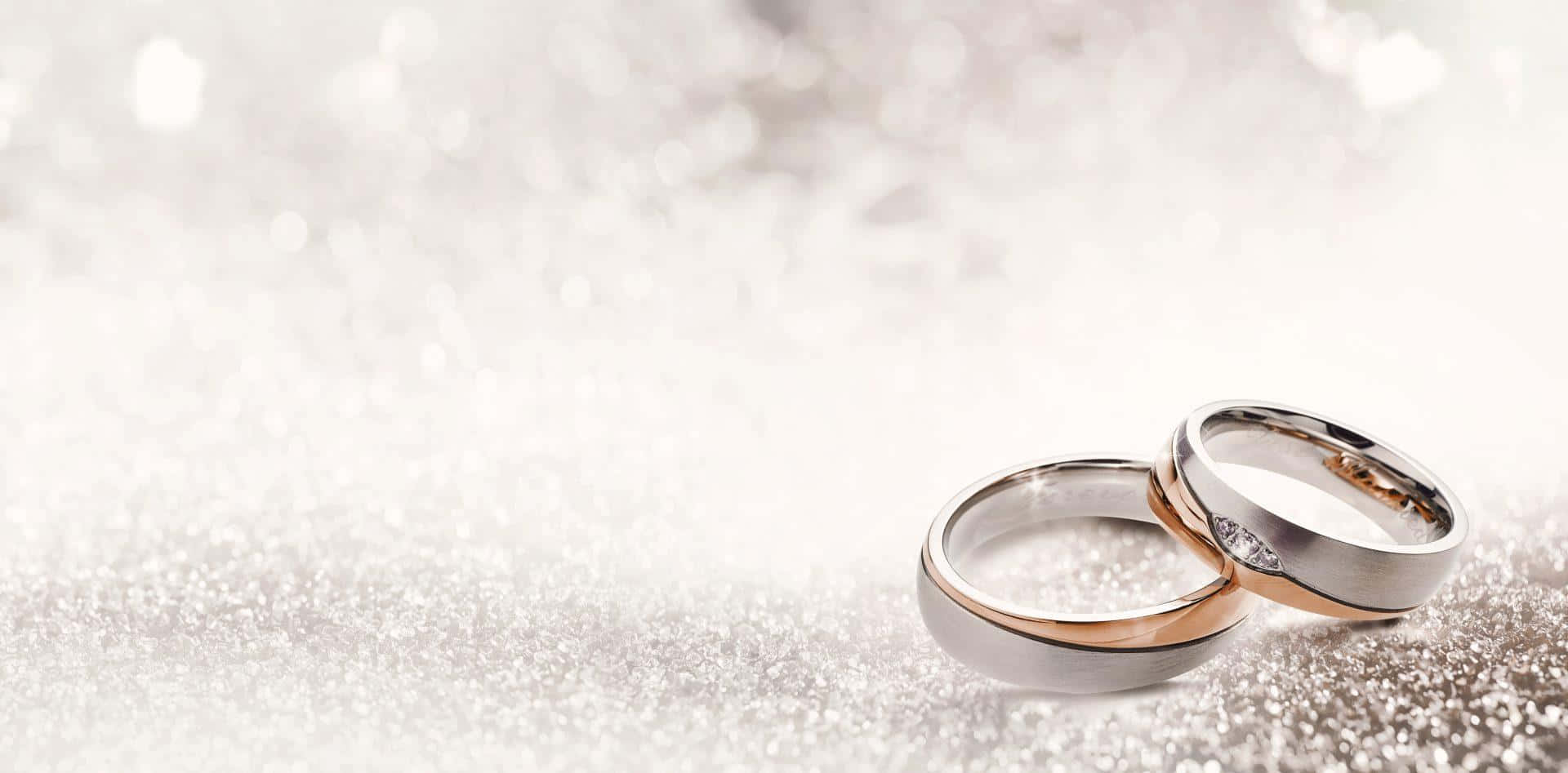 Celebrate your love with the perfect wedding rings
