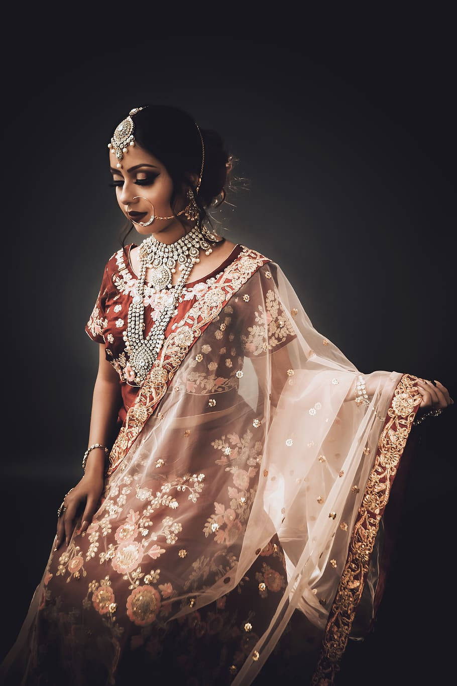 Download Wedding Saree Indian Fashion Model Wallpaper 