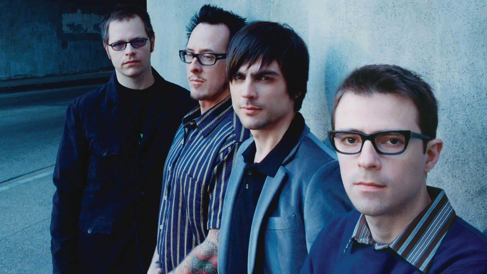 Weezer Band Members Pose Wallpaper