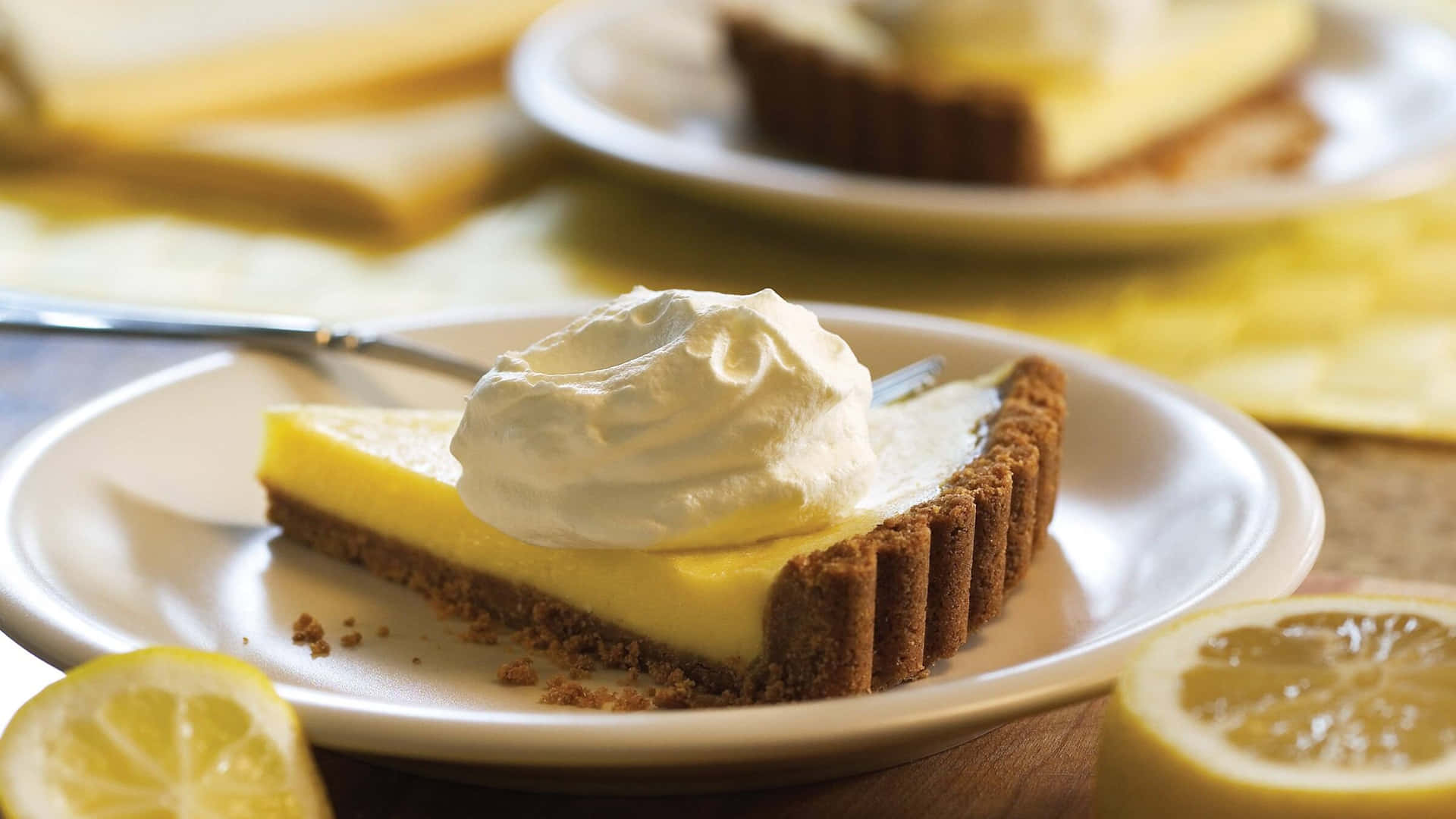 Whip Cream Lemon Tart Wallpaper