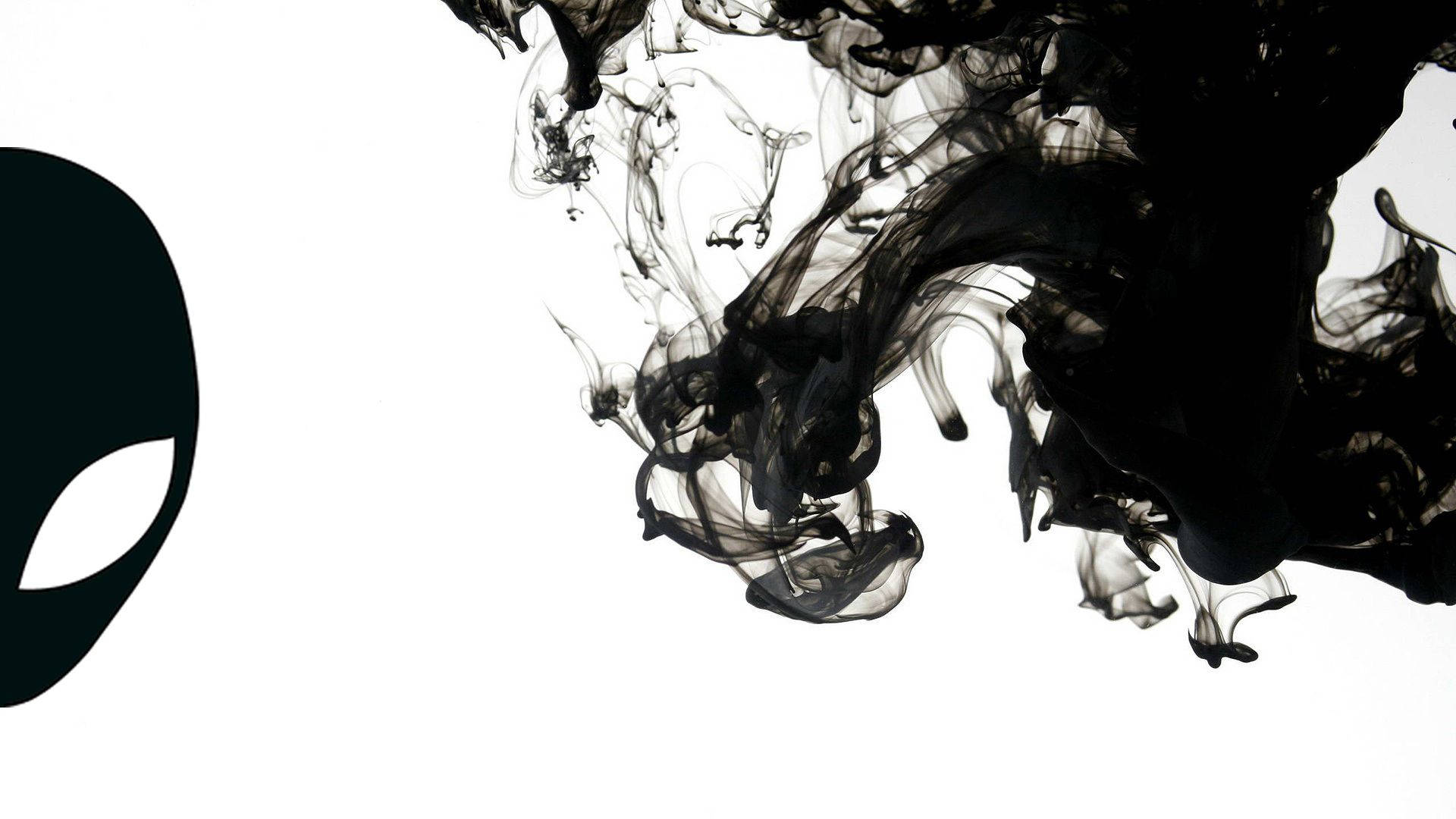 White Alienware Black Smoke Wallpaper