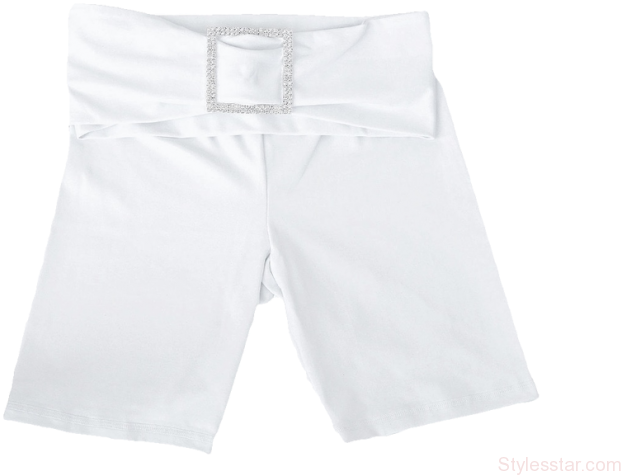 White Bermuda Shortswith Embellished Belt PNG