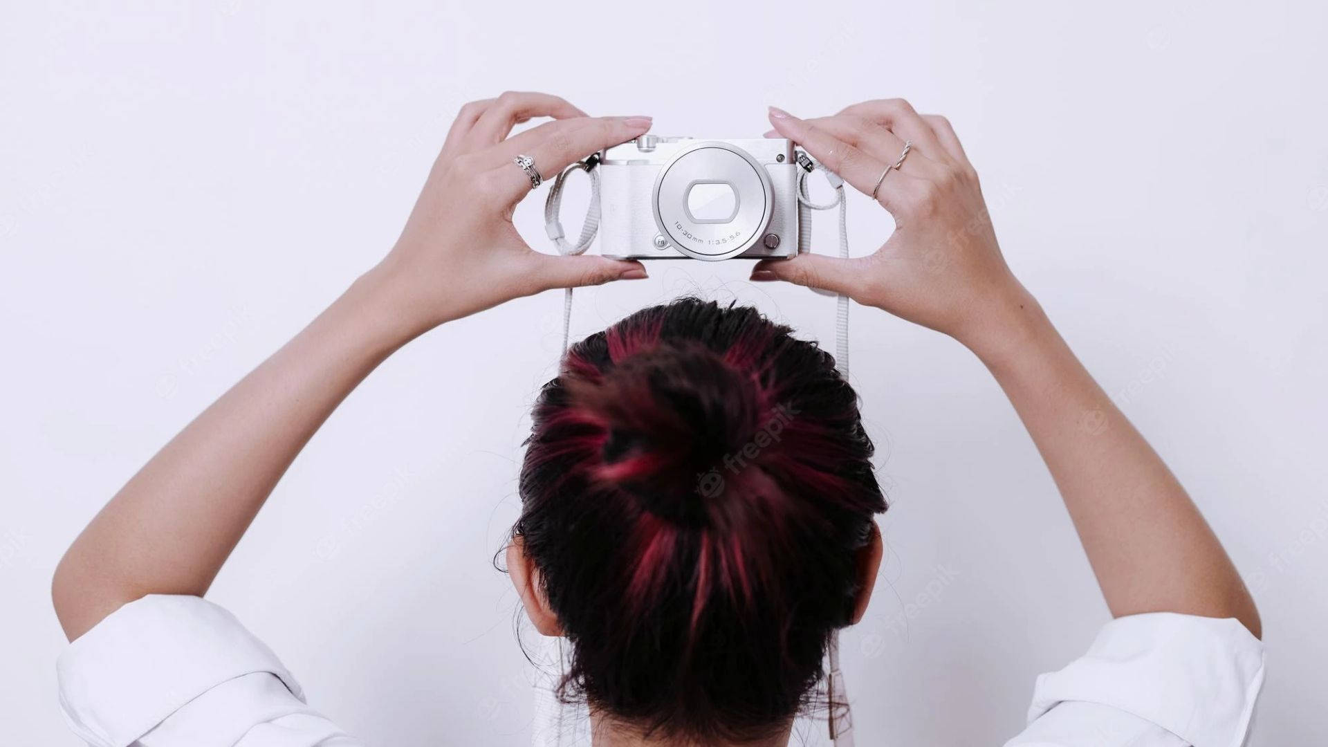 Hvidt kamera af fotograf Wallpaper