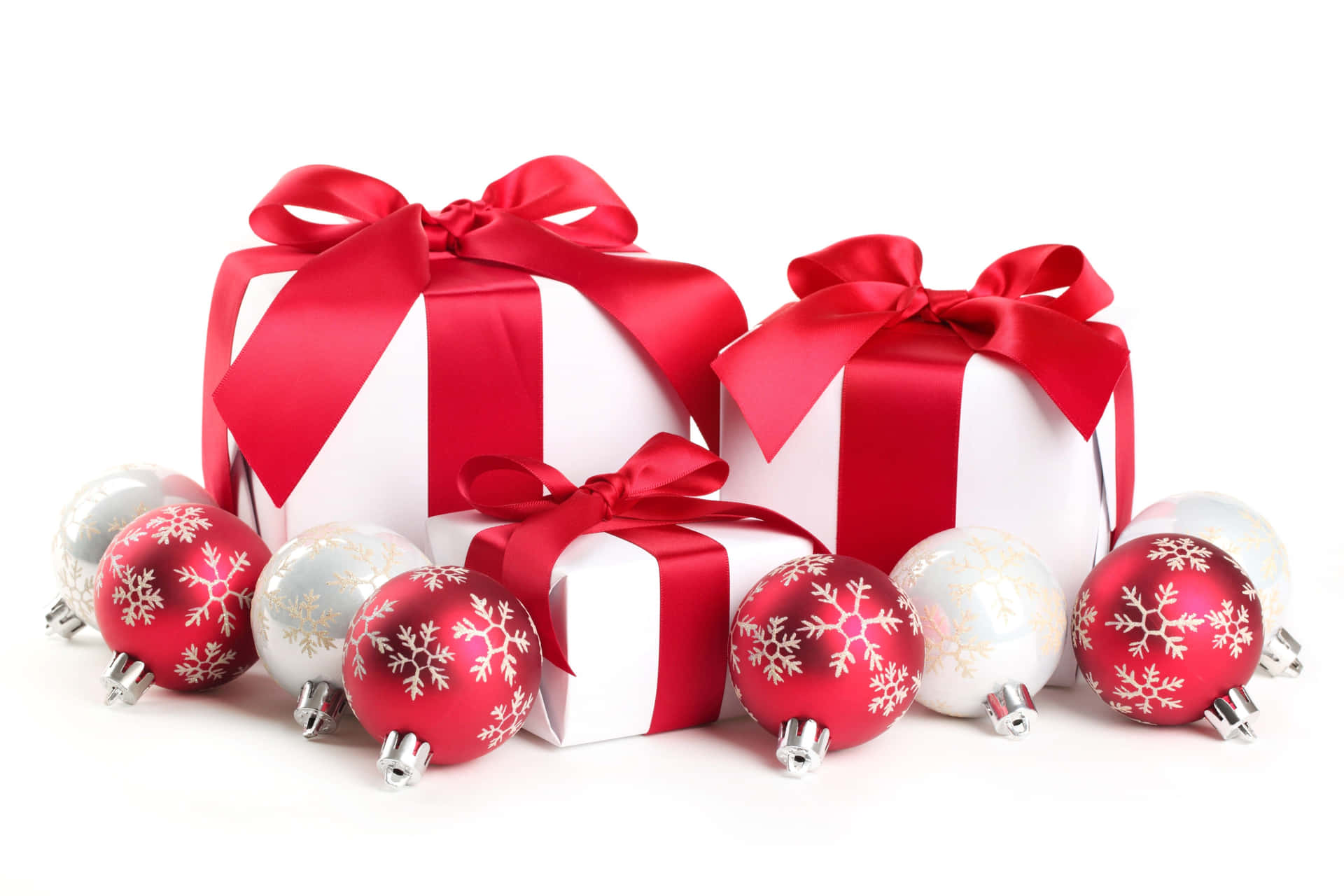 Red White Christmas Gifts Ornaments Wallpaper