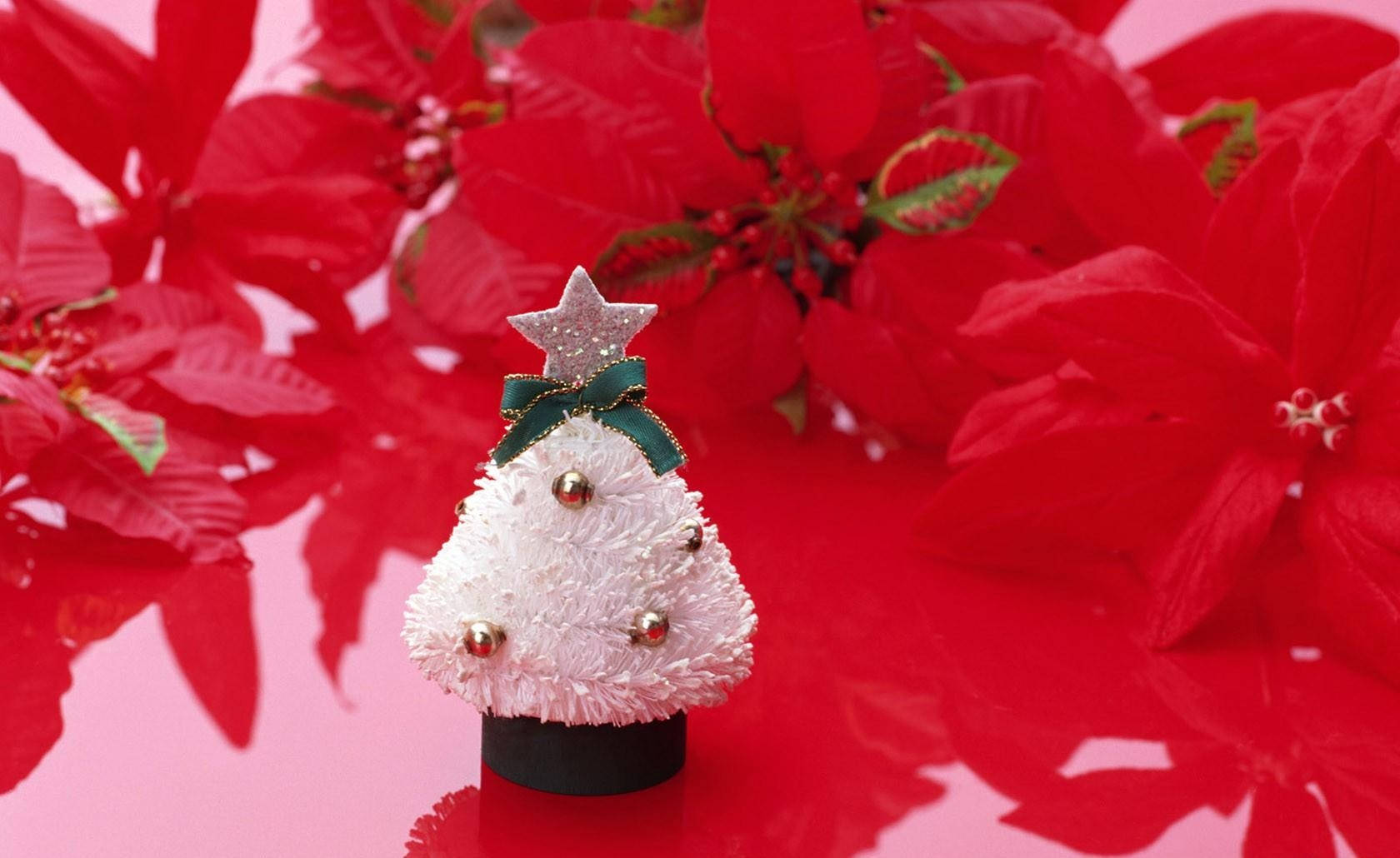 White Christmas Tree Toy