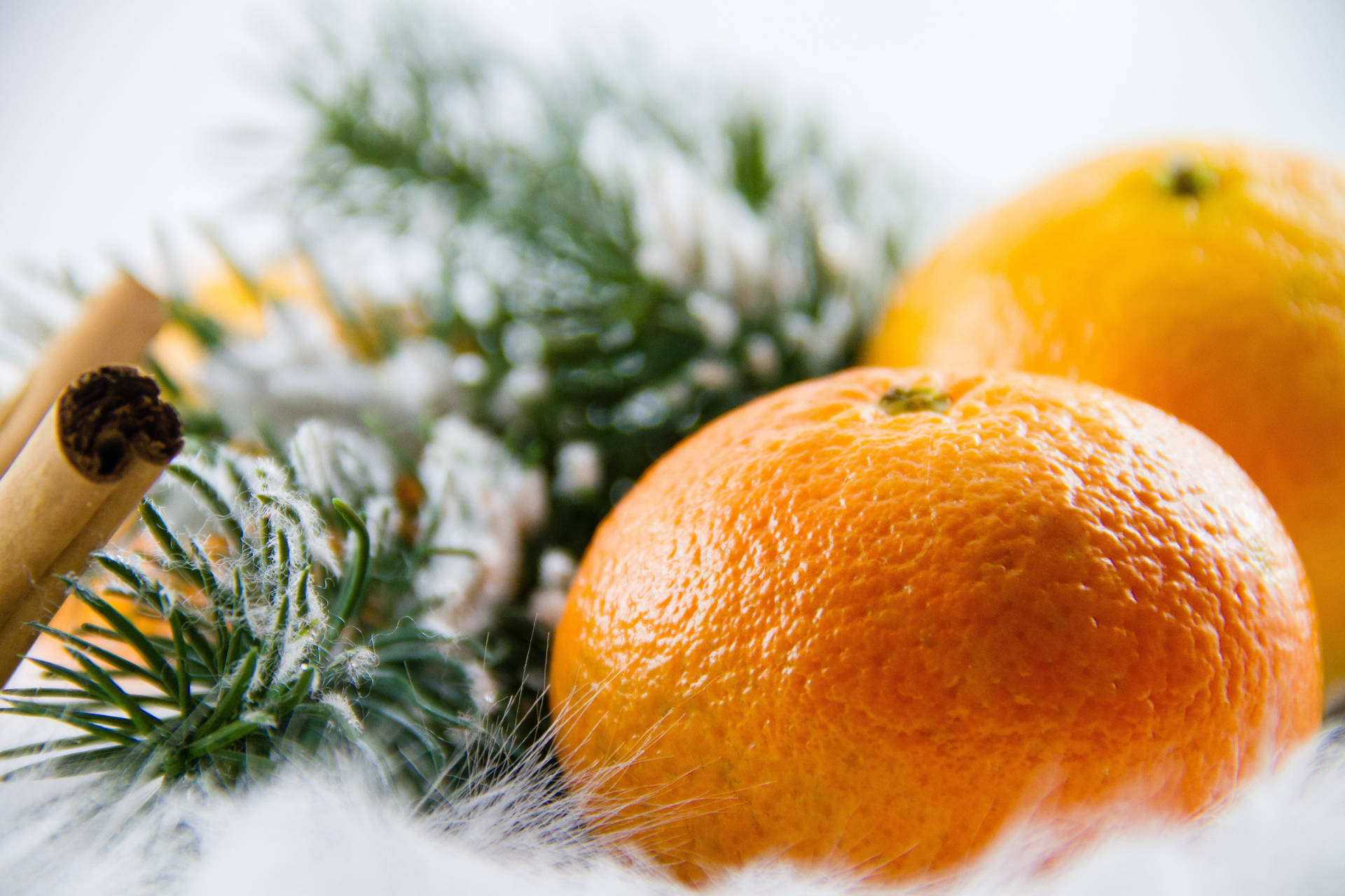 White Christmas With Citrus Fruit Clementine Wallpaper