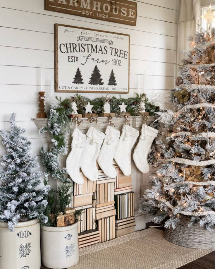 White Cozy Christmas Aesthetic Wallpaper