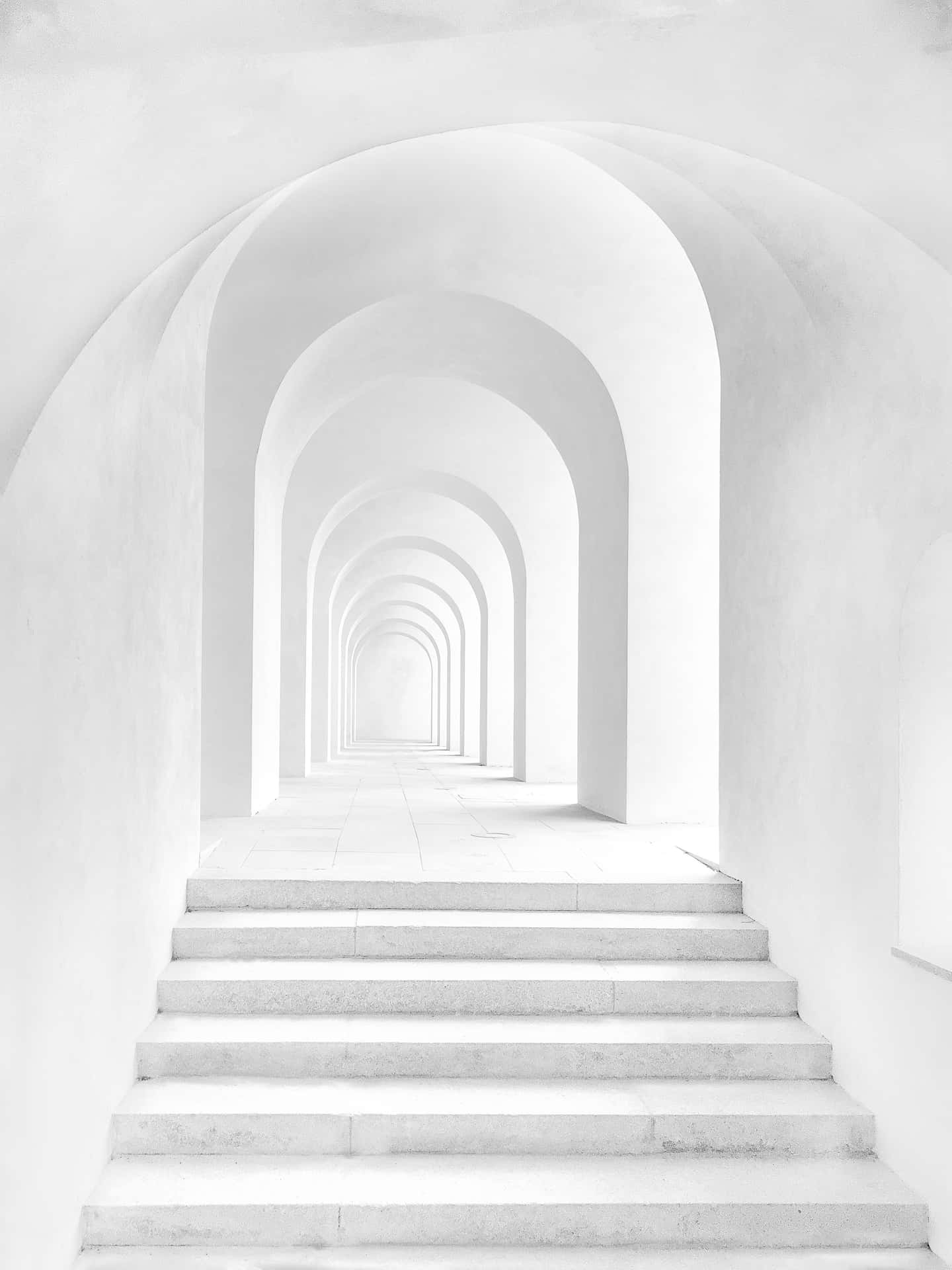 Papelde Parede De Imagem Branca Com Escadas Em Arco.