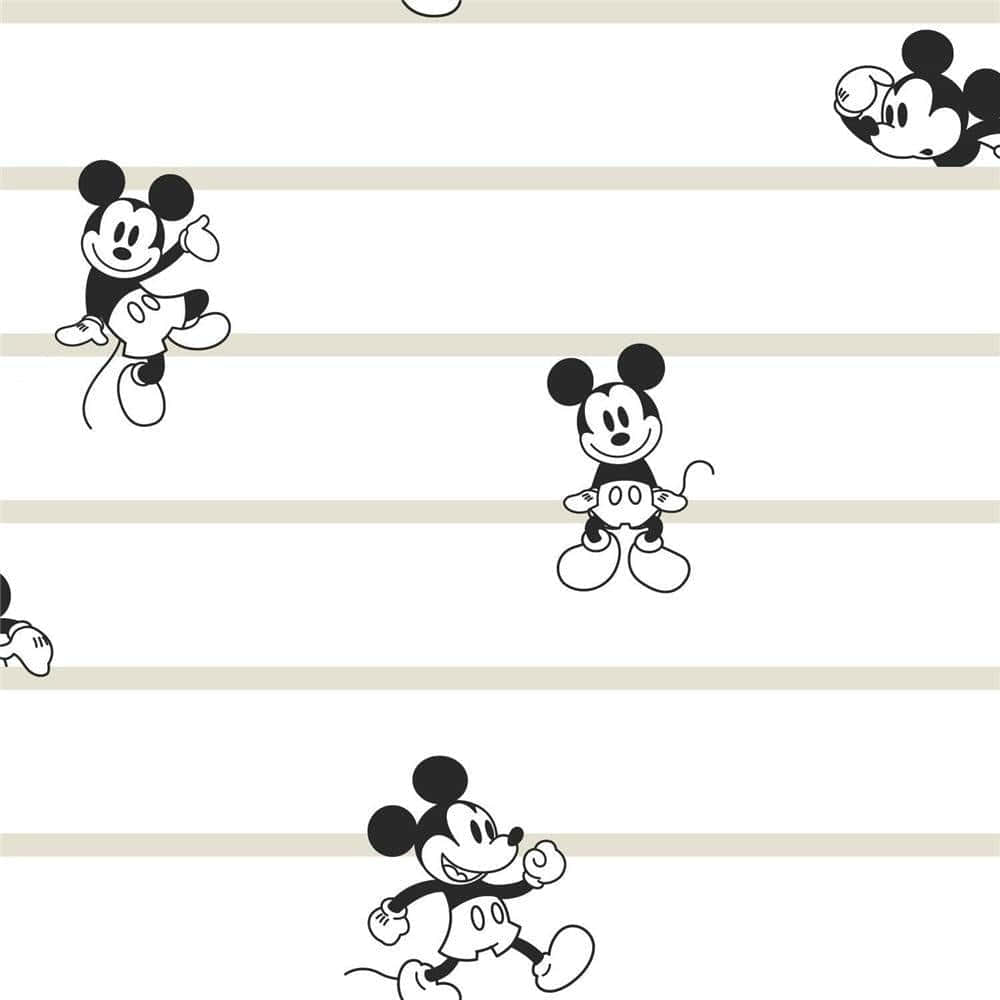 Eineweiße Mickey Mouse Figur, Die Die Ikonischen Roten Shorts Trägt. Wallpaper