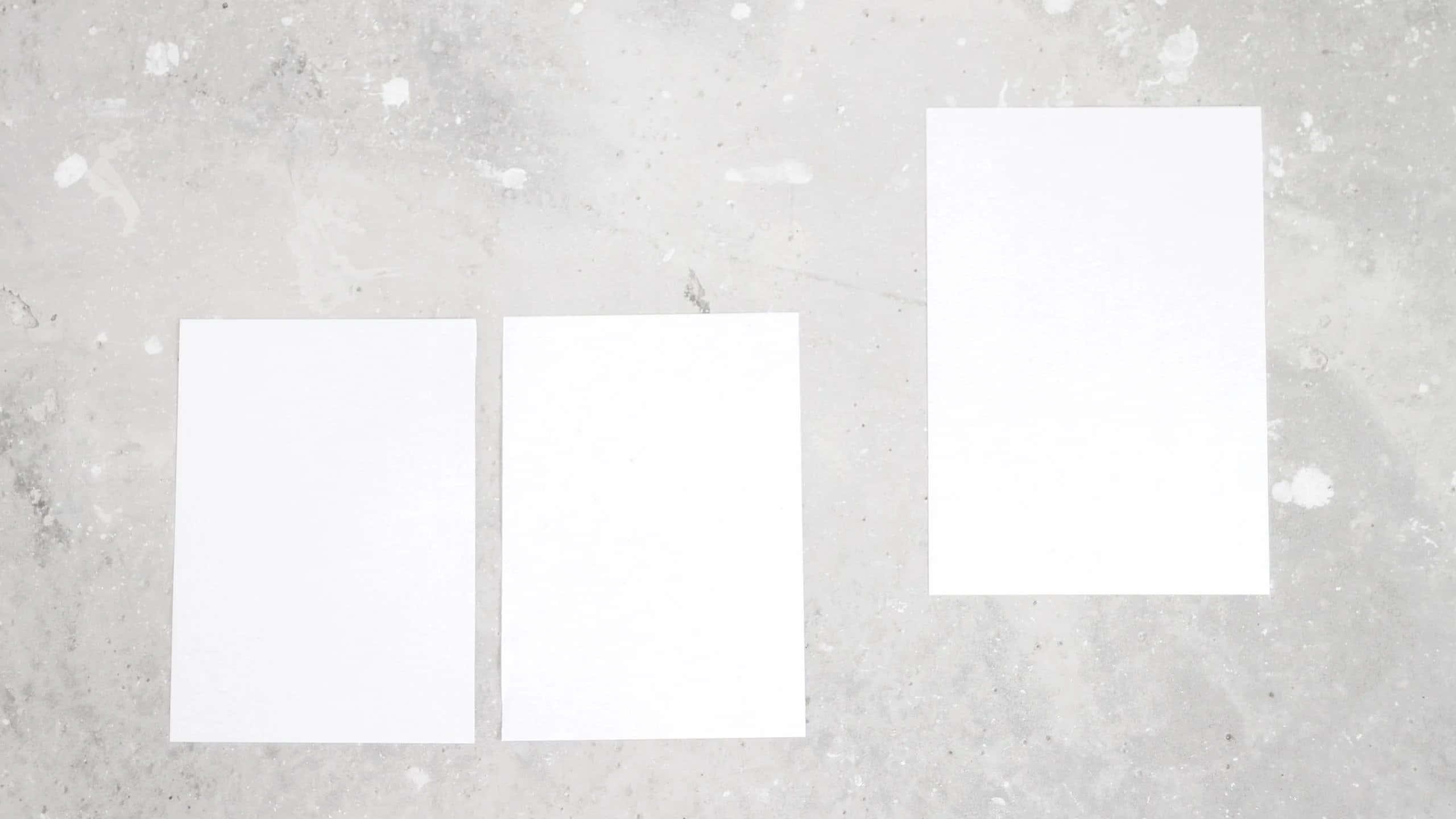 Hvid papir på gulv billede