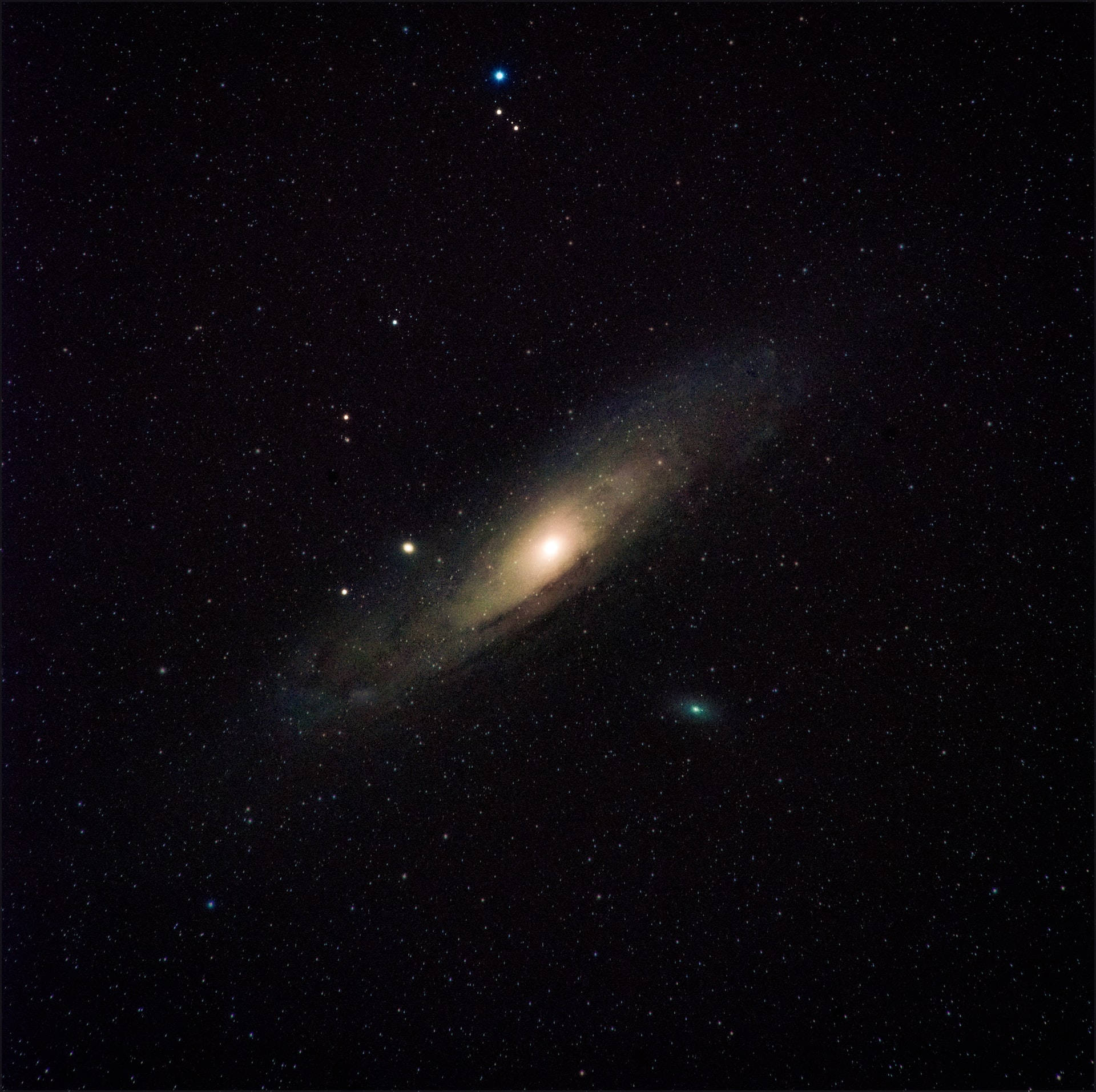White Stars Andromeda Galaxy Wallpaper