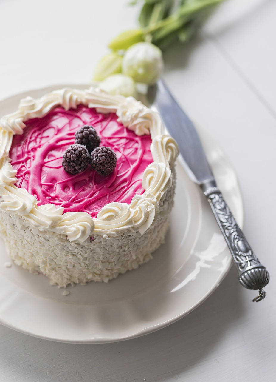 White Textured Cake Happy Birthday Flower Wallpaper