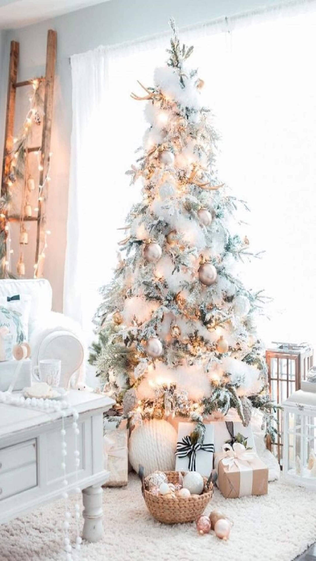 White Christmas Tree Wallpaper