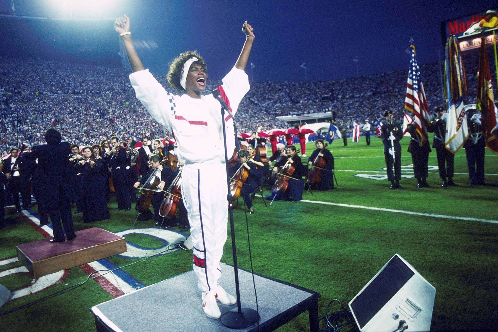 Whitney Houston In Super Bowl 1991 Background