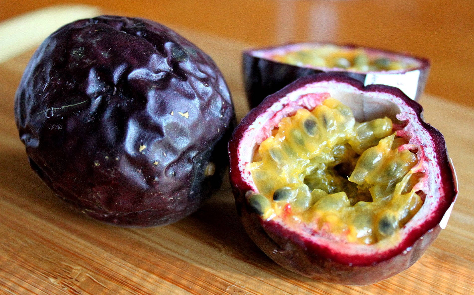 Whole And Slice Passion Fruit Photography Wallpaper