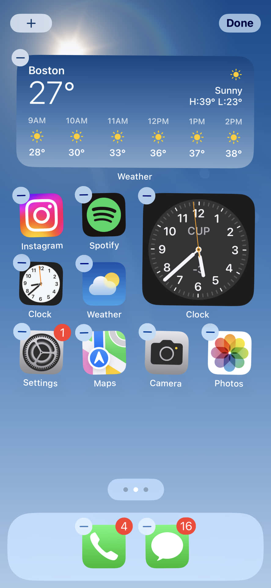 a screenshot of the iphone with a clock and other icons