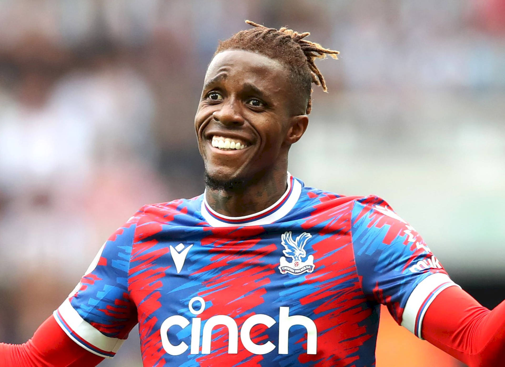 Wilfriedzaha Med Stort Leende. (note: This Sentence Doesn't Specifically Mention Computer Or Mobile Wallpaper, So A More Fitting Translation Might Be 