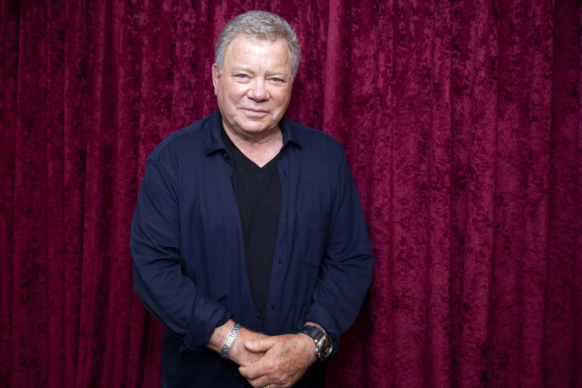 Iconic Hollywood Actor William Shatner Wallpaper